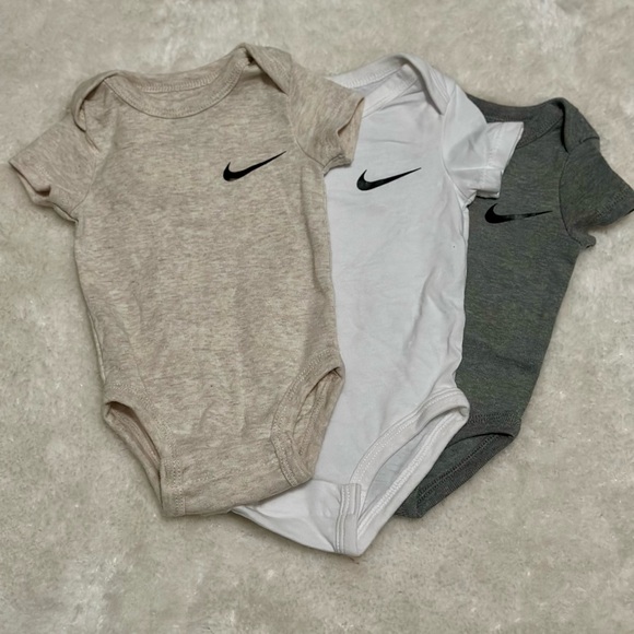 Nike Other - Nike 3M Bodysuit Trio with pants- Tan, White, and Gray